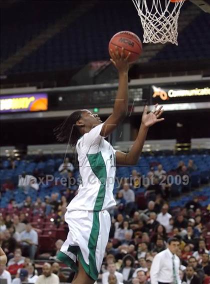 Thumbnail 2 in Sacramento vs. St. Mary's (CIF SJS D3 Final) photogallery.