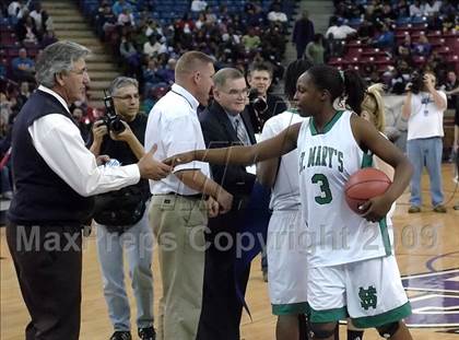 Thumbnail 3 in Sacramento vs. St. Mary's (CIF SJS D3 Final) photogallery.