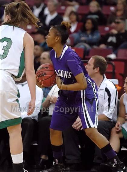 Thumbnail 1 in Sacramento vs. St. Mary's (CIF SJS D3 Final) photogallery.