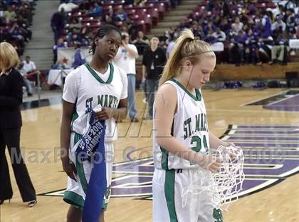 Thumbnail 2 in Sacramento vs. St. Mary's (CIF SJS D3 Final) photogallery.