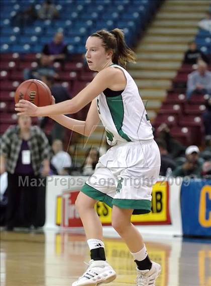 Thumbnail 3 in Sacramento vs. St. Mary's (CIF SJS D3 Final) photogallery.