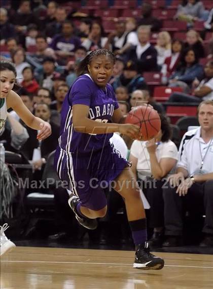 Thumbnail 3 in Sacramento vs. St. Mary's (CIF SJS D3 Final) photogallery.