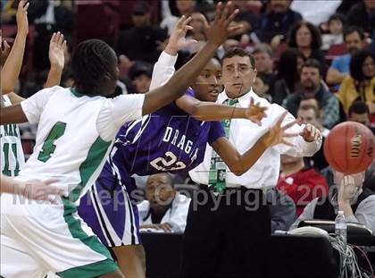 Thumbnail 2 in Sacramento vs. St. Mary's (CIF SJS D3 Final) photogallery.