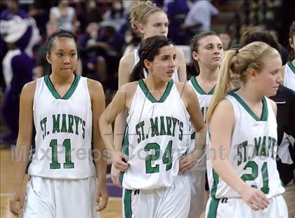 Thumbnail 1 in Sacramento vs. St. Mary's (CIF SJS D3 Final) photogallery.