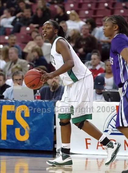 Thumbnail 1 in Sacramento vs. St. Mary's (CIF SJS D3 Final) photogallery.