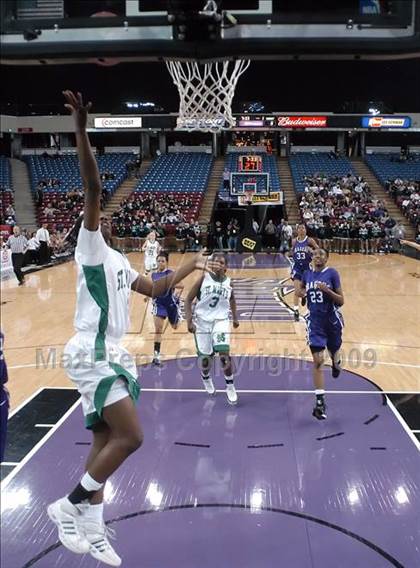 Thumbnail 2 in Sacramento vs. St. Mary's (CIF SJS D3 Final) photogallery.