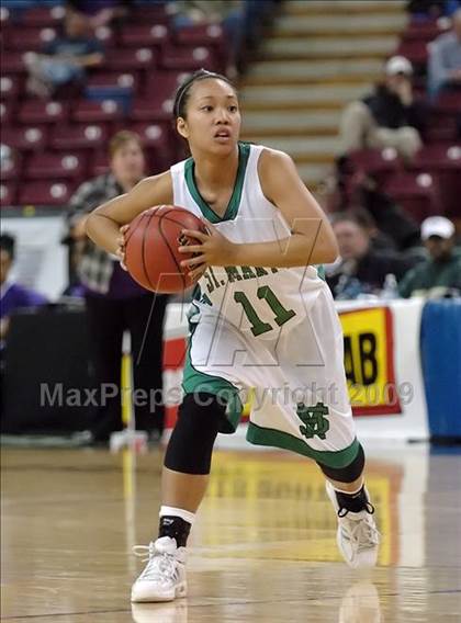 Thumbnail 2 in Sacramento vs. St. Mary's (CIF SJS D3 Final) photogallery.