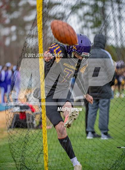 Thumbnail 3 in Purnell Swett @ Jack Britt photogallery.