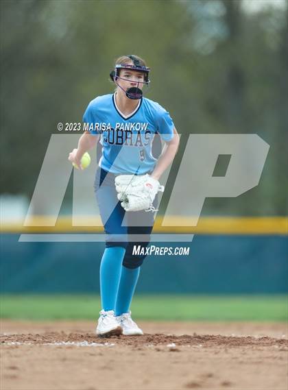 Thumbnail 2 in Bishop Grimes vs Jordan Elbridge photogallery.