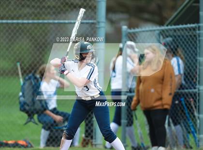 Thumbnail 2 in Bishop Grimes vs Jordan Elbridge photogallery.