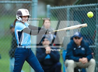 Thumbnail 2 in Bishop Grimes vs Jordan Elbridge photogallery.