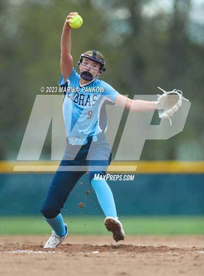 Thumbnail 1 in Bishop Grimes vs Jordan Elbridge photogallery.
