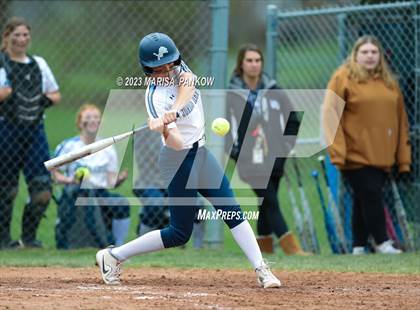 Thumbnail 3 in Bishop Grimes vs Jordan Elbridge photogallery.