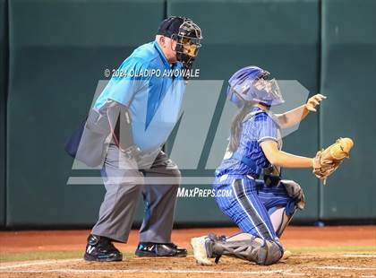 Thumbnail 1 in Beckville vs. Shiner (UIL 2A Softball Final) photogallery.