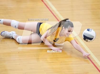 Thumbnail 1 in Victor vs. Orchard Park (NYSPHSAA Class AA West Regional) photogallery.