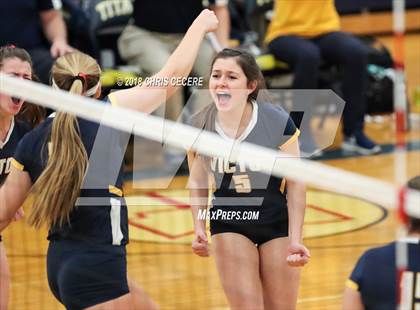 Thumbnail 1 in Victor vs. Orchard Park (NYSPHSAA Class AA West Regional) photogallery.