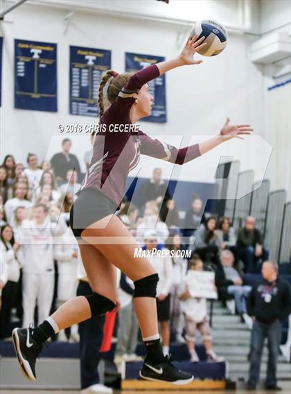 Thumbnail 2 in Victor vs. Orchard Park (NYSPHSAA Class AA West Regional) photogallery.
