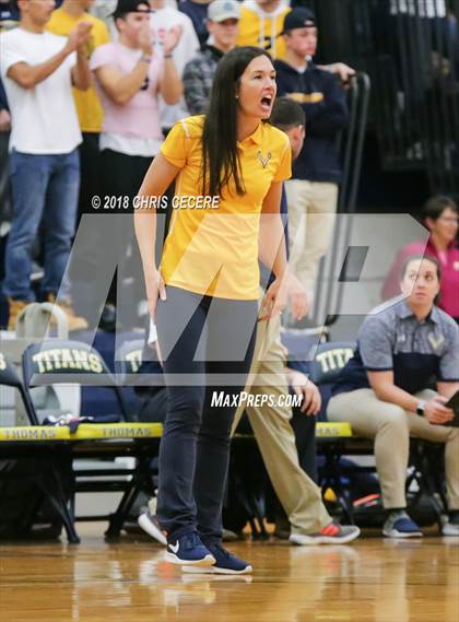Thumbnail 1 in Victor vs. Orchard Park (NYSPHSAA Class AA West Regional) photogallery.