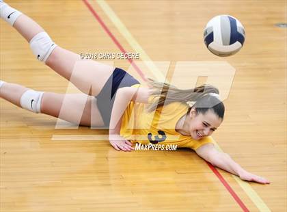 Thumbnail 2 in Victor vs. Orchard Park (NYSPHSAA Class AA West Regional) photogallery.