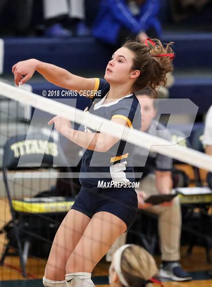 Thumbnail 3 in Victor vs. Orchard Park (NYSPHSAA Class AA West Regional) photogallery.