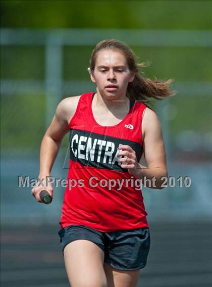 Thumbnail 2 in True Team Section 6AAA (Girls 4x800m Relay) photogallery.