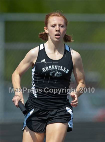 Thumbnail 1 in True Team Section 6AAA (Girls 4x800m Relay) photogallery.