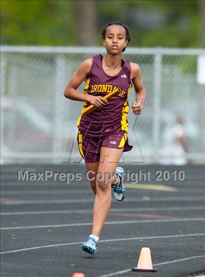 Thumbnail 2 in True Team Section 6AAA (Girls 4x800m Relay) photogallery.