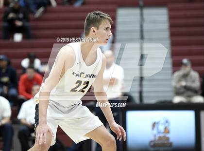 Thumbnail 1 in Vista Murrieta vs. Oak Ridge (Rancho Mirage Holiday Invitational) photogallery.