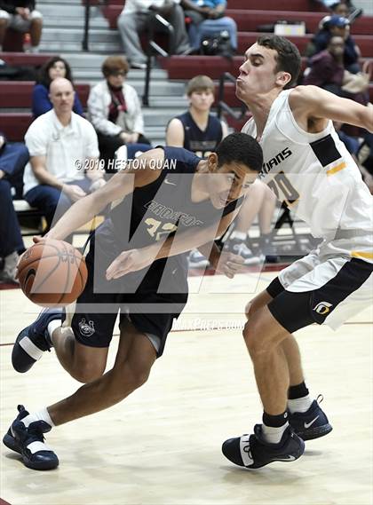 Thumbnail 1 in Vista Murrieta vs. Oak Ridge (Rancho Mirage Holiday Invitational) photogallery.