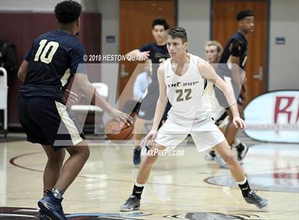 Thumbnail 2 in Vista Murrieta vs. Oak Ridge (Rancho Mirage Holiday Invitational) photogallery.