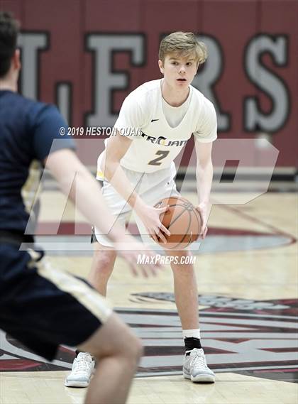 Thumbnail 1 in Vista Murrieta vs. Oak Ridge (Rancho Mirage Holiday Invitational) photogallery.
