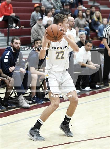 Thumbnail 1 in Vista Murrieta vs. Oak Ridge (Rancho Mirage Holiday Invitational) photogallery.