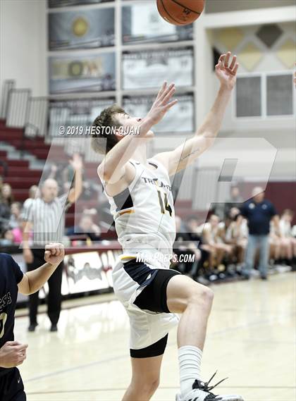 Thumbnail 1 in Vista Murrieta vs. Oak Ridge (Rancho Mirage Holiday Invitational) photogallery.