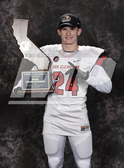 Thumbnail 3 in San Clemente (CIF State D1A Awards) photogallery.