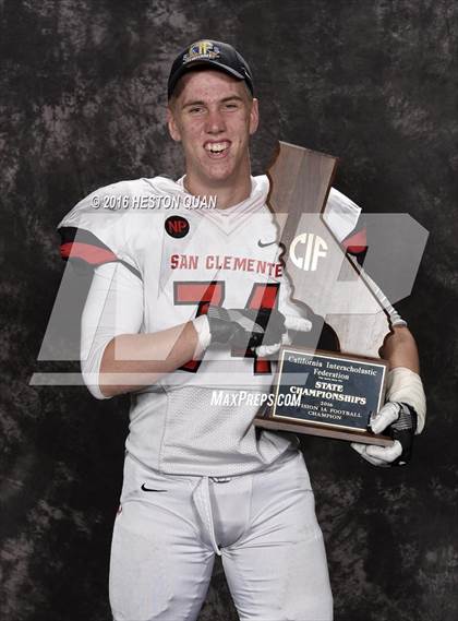 Thumbnail 1 in San Clemente (CIF State D1A Awards) photogallery.