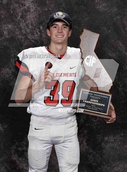 Thumbnail 2 in San Clemente (CIF State D1A Awards) photogallery.