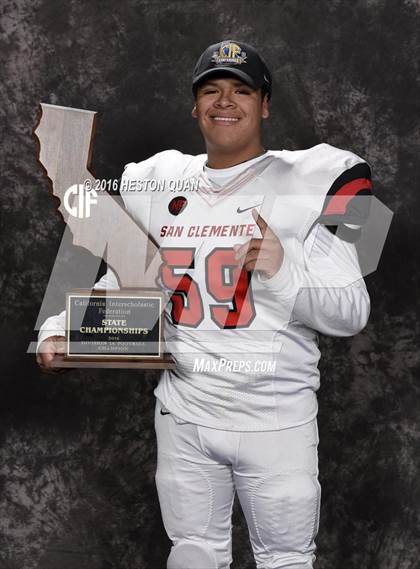 Thumbnail 2 in San Clemente (CIF State D1A Awards) photogallery.