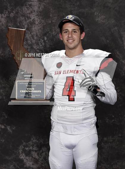 Thumbnail 2 in San Clemente (CIF State D1A Awards) photogallery.