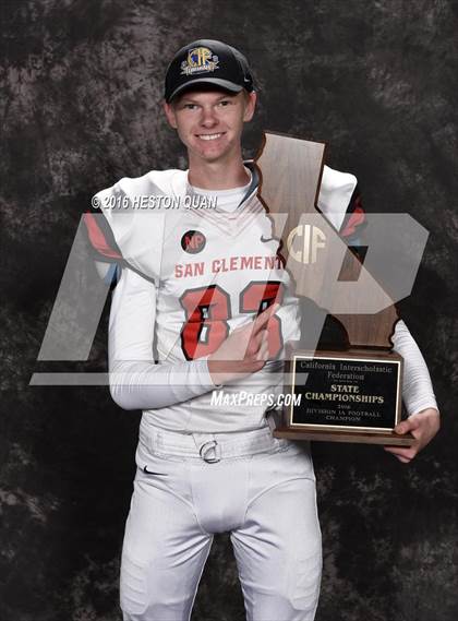 Thumbnail 3 in San Clemente (CIF State D1A Awards) photogallery.