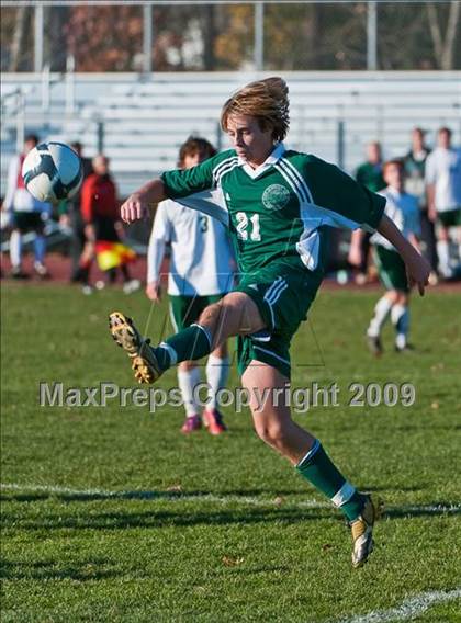 Thumbnail 2 in Bishop Hendricken vs Chariho (RIIL D1 Final) photogallery.