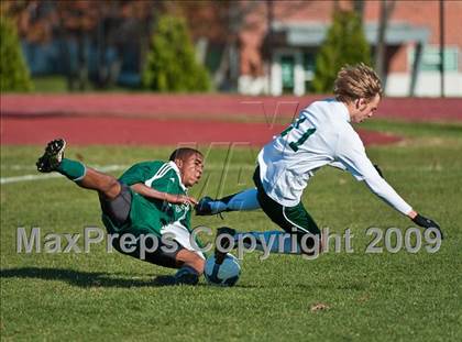 Thumbnail 1 in Bishop Hendricken vs Chariho (RIIL D1 Final) photogallery.