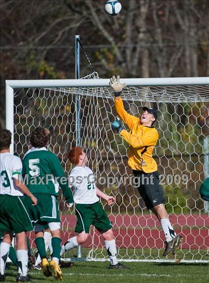 Thumbnail 3 in Bishop Hendricken vs Chariho (RIIL D1 Final) photogallery.