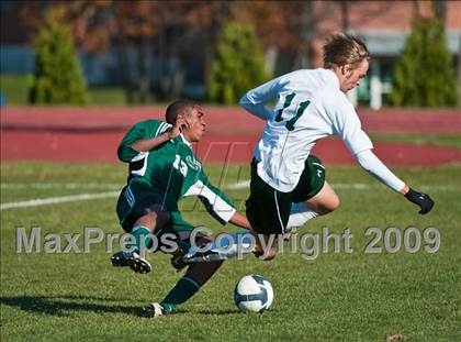 Thumbnail 3 in Bishop Hendricken vs Chariho (RIIL D1 Final) photogallery.