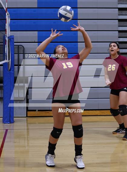 Thumbnail 1 in Highland High vs Campbell Hall (Burbank JV Tournament) photogallery.