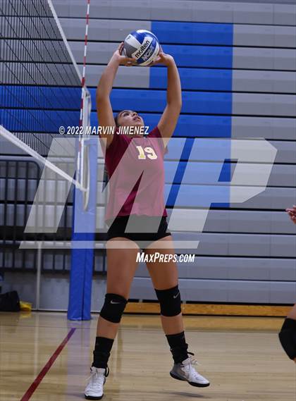 Thumbnail 1 in Highland High vs Campbell Hall (Burbank JV Tournament) photogallery.