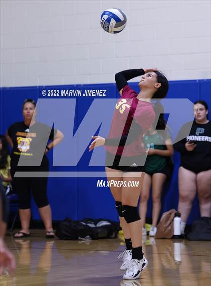Thumbnail 2 in Highland High vs Campbell Hall (Burbank JV Tournament) photogallery.