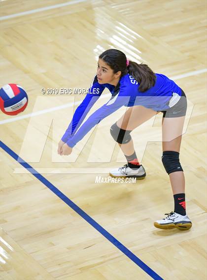 Thumbnail 2 in Central vs Montgomery (Montgomery Varsity Tournament) photogallery.