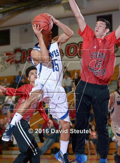 Thumbnail 2 in Stockton Christian vs. Sacramento Waldorf (CIF SJS D6 Final) photogallery.