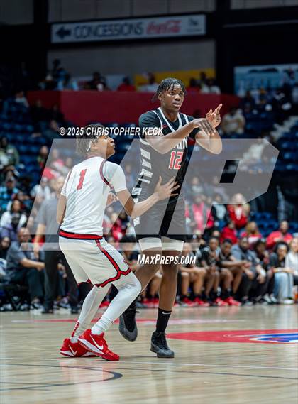 Thumbnail 1 in WOODWARD ACADEMY vs. TRI-CITIES (GHSA 5A FINALS) photogallery.