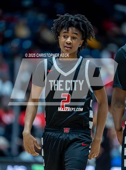 Thumbnail 3 in WOODWARD ACADEMY vs. TRI-CITIES (GHSA 5A FINALS) photogallery.
